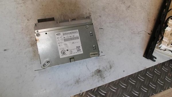 Autoradio d'origine PEUGEOT 208 1 PHASE 1 Diesel - Image 2
