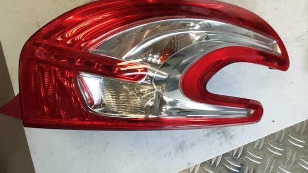 Feu arriere principal droit (feux) PEUGEOT 208 1 PHASE 1 Diesel - Image 3