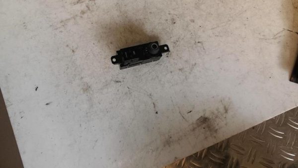Commande autoradio PEUGEOT 208 1 PHASE 1 Diesel - Image 3