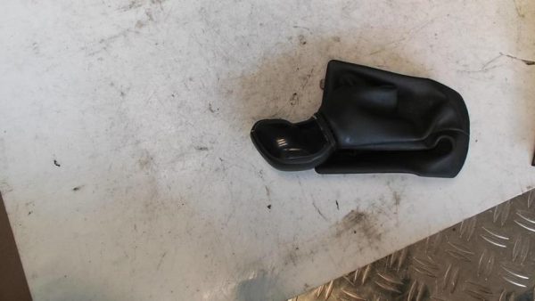 Pommeau de vitesses PEUGEOT 208 1 PHASE 1 Diesel - Image 3