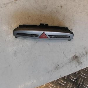 Bouton de warning PEUGEOT 308 1 PHASE 2 Diesel - Image 1