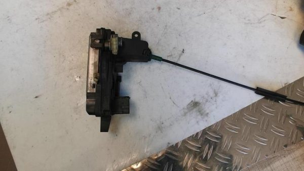 Serrure avant gauche OPEL ASTRA H PHASE 2 Diesel - Image 1