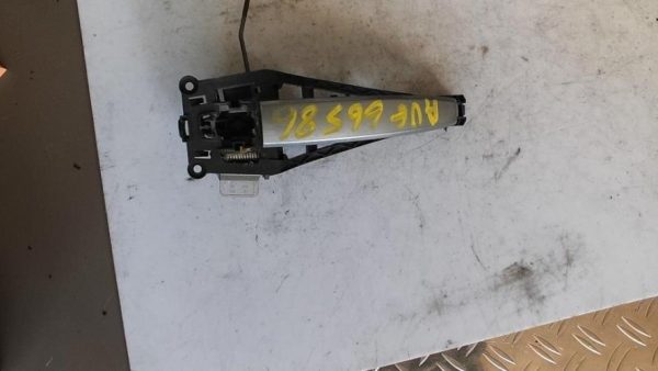Poignee porte avant gauche OPEL CORSA D PHASE 1 Diesel - Image 1