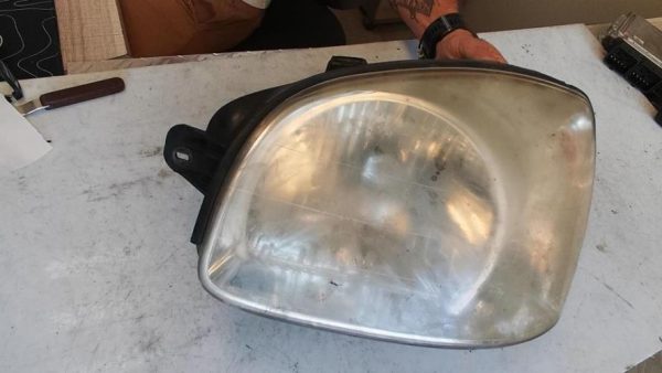 Optique avant principal gauche (feux)(phare) HYUNDAI SANTA FE 1 Diesel - Image 2