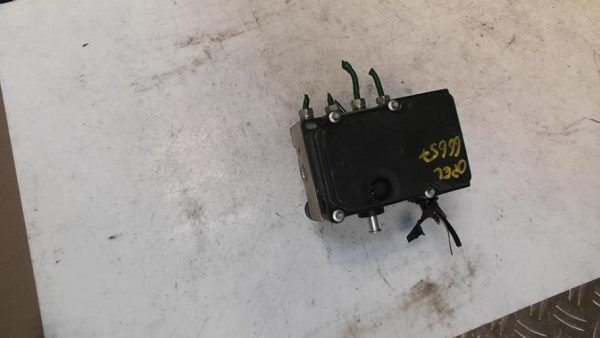 Bloc ABS (freins anti-blocage) OPEL TIGRA 2 TWINTOP CABRIOLET Essence - Image 3