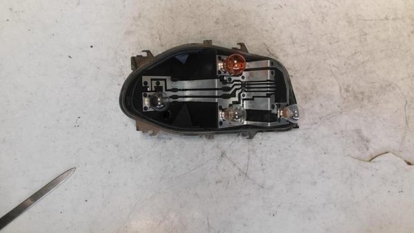 Platine feu arriere droit RENAULT CLIO 3 PHASE 1 Essence - Image 3