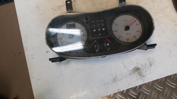 Compteur PEUGEOT 206+ Essence - Image 1