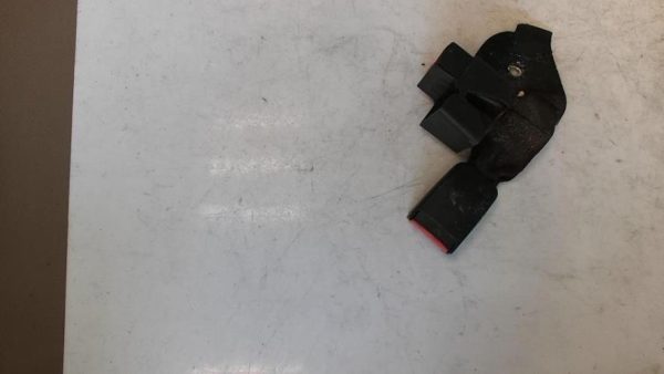 Attache ceinture arriere droit RENAULT CLIO 2 PHASE 2 Diesel - Image 1