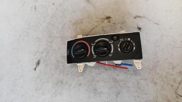 Commande chauffage RENAULT MEGANE 1 PHASE 2 COUPE Essence - Image 1