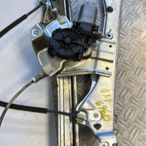 Leve vitre electrique avant droit RENAULT CLIO 3 PHASE 1 Diesel - Image 1