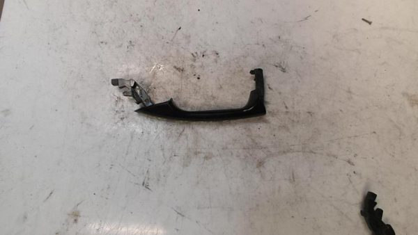 Poignee porte arriere gauche MERCEDES CLASSE A 176 PHASE 2 Essence - Image 1