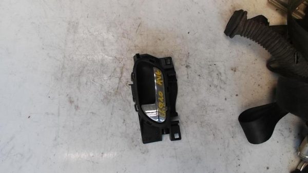 Poignee interieur avant gauche CITROEN DS3 PHASE 1 Diesel - Image 1
