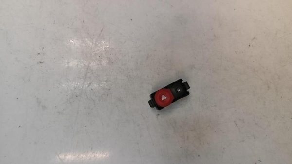Bouton de warning RENAULT CLIO 3 PHASE 1 Diesel - Image 1