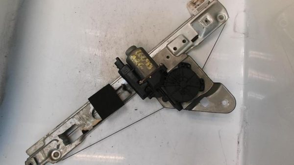 Leve vitre electrique arriere gauche RENAULT MEGANE 2 PHASE 1 Essence - Image 2