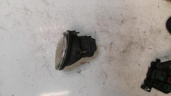 Anti brouillard droit (feux) RENAULT CLIO 2 PHASE 1 Essence - Image 5