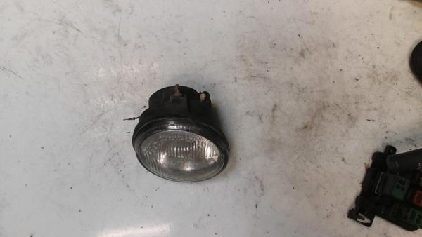 Anti brouillard gauche (feux) RENAULT CLIO 2 PHASE 1 Essence - Image 6