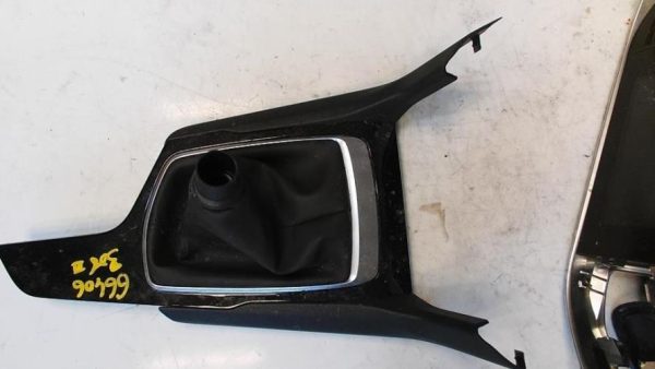 Soufflet de levier de vitesse PEUGEOT 308 2 PHASE 2 Essence - Image 2