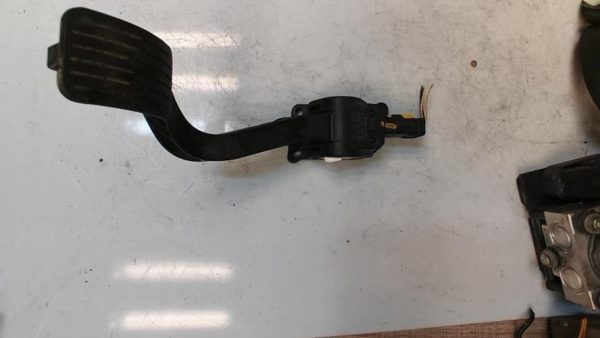 Pedalier d'accelerateur PEUGEOT 3008 1 PHASE 1 Diesel - Image 1
