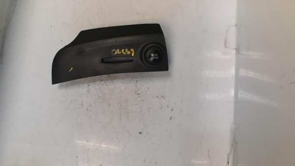Bouton de demarrage RENAULT CLIO 4 PHASE 1 Diesel - Image 1