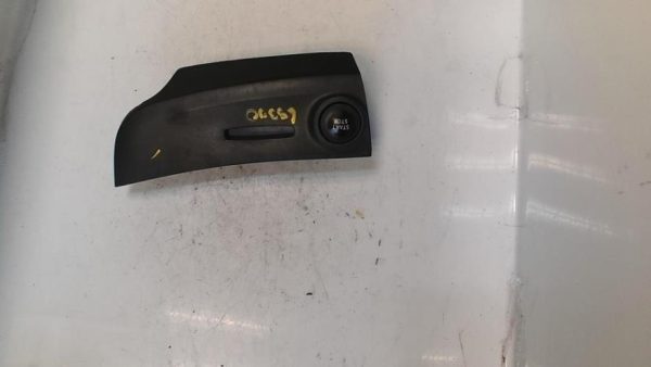 Bouton de demarrage RENAULT CLIO 4 PHASE 1 Diesel - Image 2