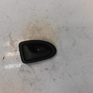 Poignee interieur avant gauche RENAULT CLIO 2 PHASE 2 Essence - Image 1