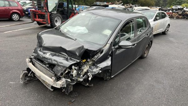 Pare boue arriere droit PEUGEOT 208 1 PHASE 2 Diesel - Image 5