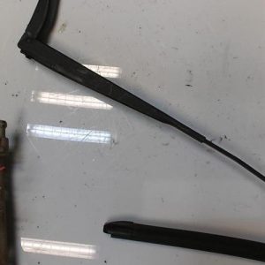 Bras essuie glace avant droit RENAULT CLIO 3 PHASE 2 Diesel - Image 1