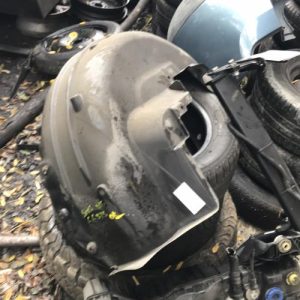Pare boue arriere gauche PEUGEOT 5008 2 PHASE 1 Diesel - Image 1