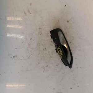 Poignee interieur arriere droit RENAULT CAPTUR 1 PHASE 2 Essence - Image 1