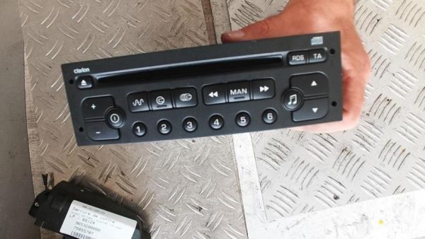 Autoradio d'origine PEUGEOT 207 PHASE 1 Essence - Image 3