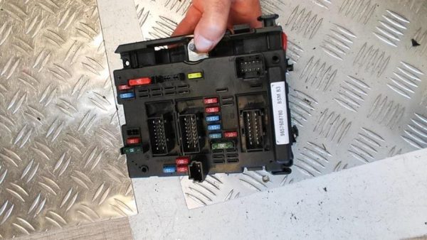Boitier servitude moteur (BSM) PEUGEOT 207 PHASE 1 Diesel - Image 2