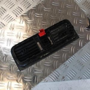Bouton de warning SKODA FABIA 2 PHASE 2 Essence - Image 4