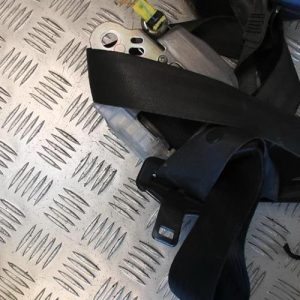 Ceinture avant droit TOYOTA COROLLA VERSO 2 PHASE 1 Diesel - Image 1