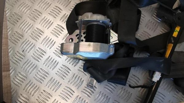 Ceinture avant droit TOYOTA COROLLA VERSO 2 PHASE 1 Diesel - Image 3