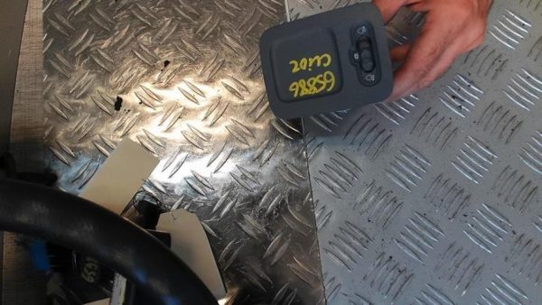 Commande de reglage hauteur de phare RENAULT CLIO 2 PHASE 1 Essence - Image 1