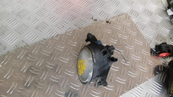 Anti brouillard gauche (feux) RENAULT CLIO 3 PHASE 1 Diesel - Image 1
