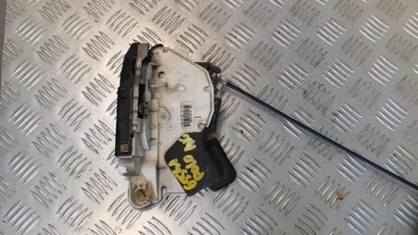Serrure avant gauche VOLKSWAGEN POLO 5 PHASE 1 Diesel - Image 6