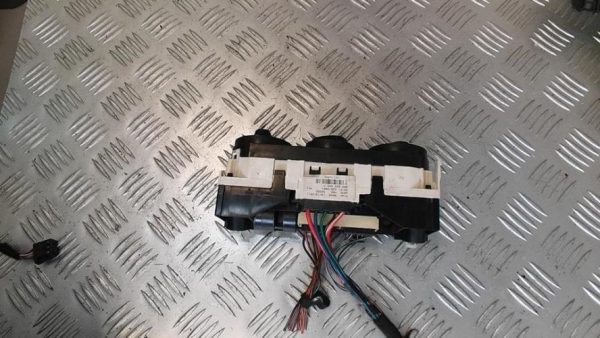 Commande chauffage VOLKSWAGEN POLO 5 PHASE 1 Diesel - Image 1