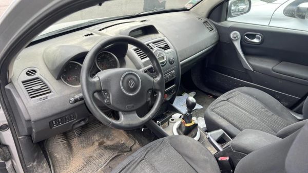 Anti brouillard gauche (feux) RENAULT MEGANE 2 PHASE 2 BREAK Diesel - Image 11