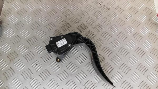 Pedalier d'accelerateur RENAULT CLIO 4 PHASE 1 Diesel - Image 6
