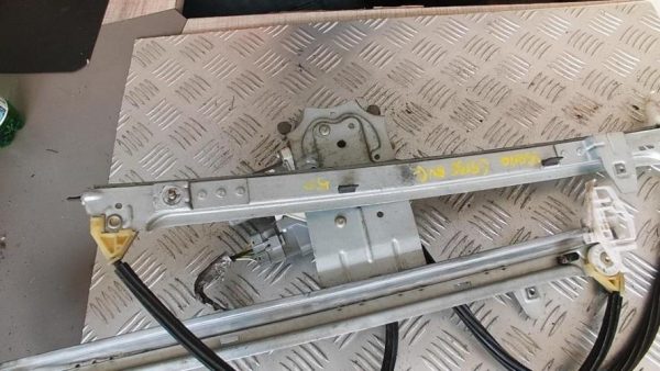 Leve vitre electrique avant droit CITROEN XSARA PICASSO PHASE 2 Diesel - Image 5