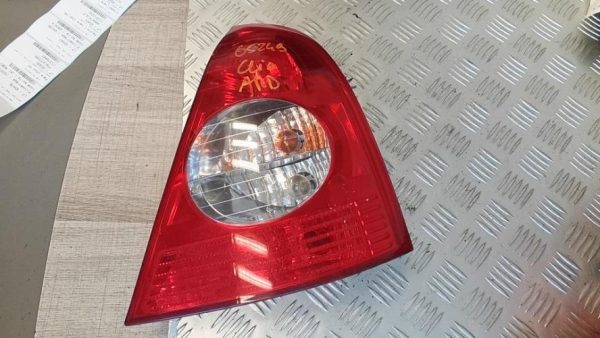 Feu arriere principal droit (feux) RENAULT CLIO 2 CAMPUS PHASE 2 Diesel - Image 3
