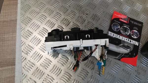 Commande chauffage MERCEDES CLASSE A 169 PHASE 2 Diesel - Image 4
