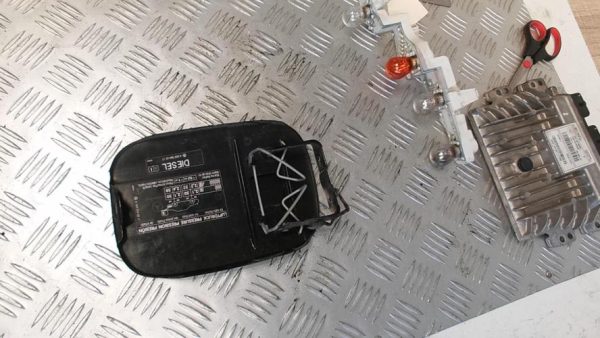 Trappe d'essence MERCEDES CLASSE A 169 PHASE 2 Diesel - Image 6