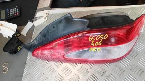 Feu arriere principal droit (feux) PEUGEOT 406 COUPE Diesel - Image 1