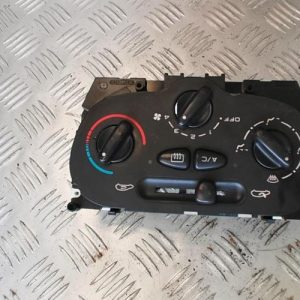 Commande chauffage PEUGEOT 206 PHASE 1 CABRIOLET Essence - Image 1
