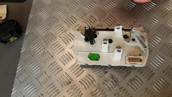 Commande chauffage PEUGEOT 206 PHASE 1 CABRIOLET Essence - Image 2