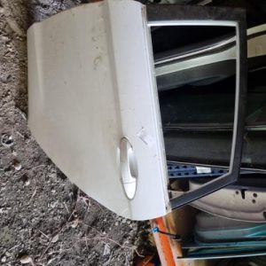 Porte arriere gauche FORD FIESTA 6 PHASE 2 Essence - Image 1