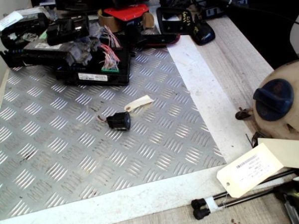 Bouton de demarrage RENAULT SCENIC 3 PHASE 1 Diesel - Image 1