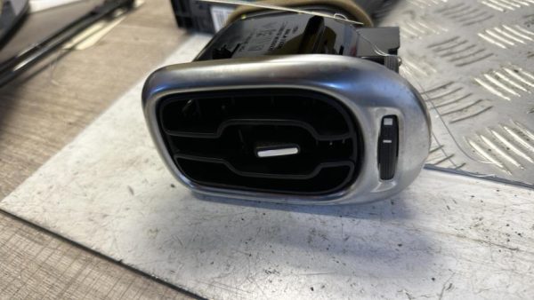 Aerateur tableau de bord avant droit CITROEN C3 PICASSO PHASE 1 - Image 1